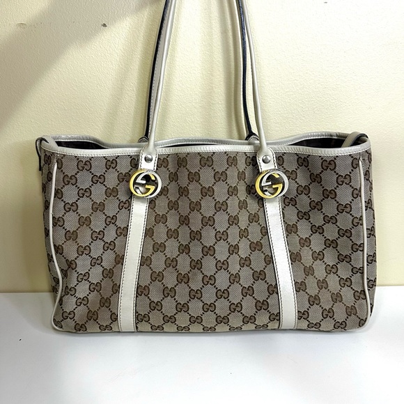 S⭕️LD. Gucci Twin Canvas Tote - Picture 9 of 16